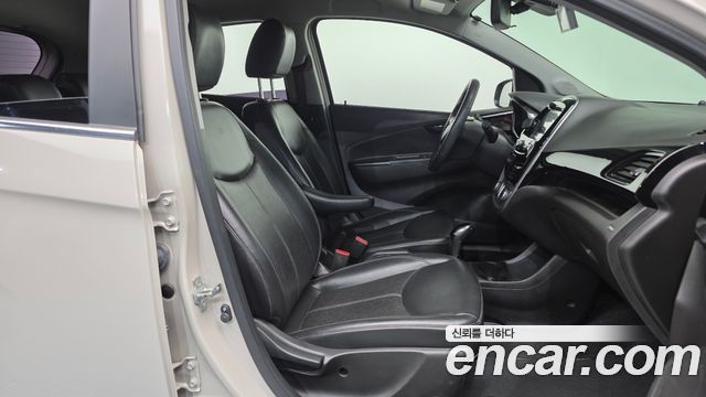 Chevrolet Korea Spark 2018 — photo 11