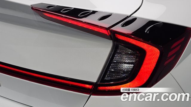 Hyundai Sonata 2020 — photo 9