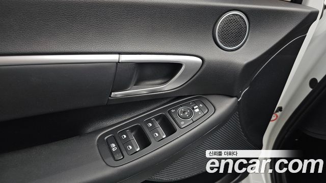 Hyundai Sonata 2020 — photo 29