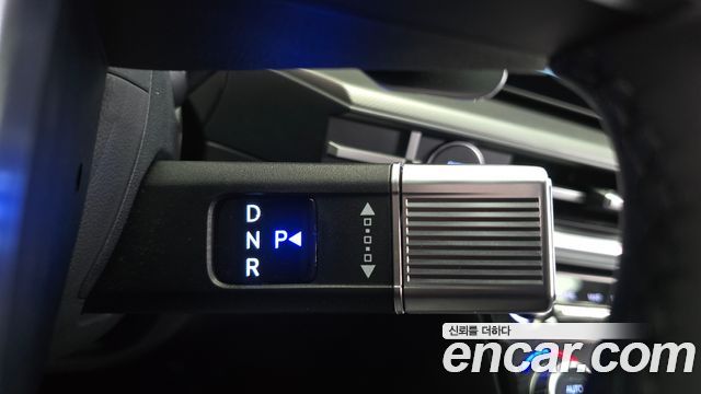 Hyundai Santafe 2025 — photo 9