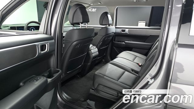 Hyundai Santafe 2025 — photo 11