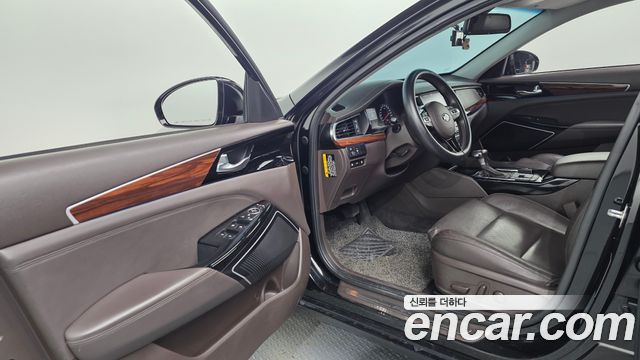 Kia K7 2017 — photo 13