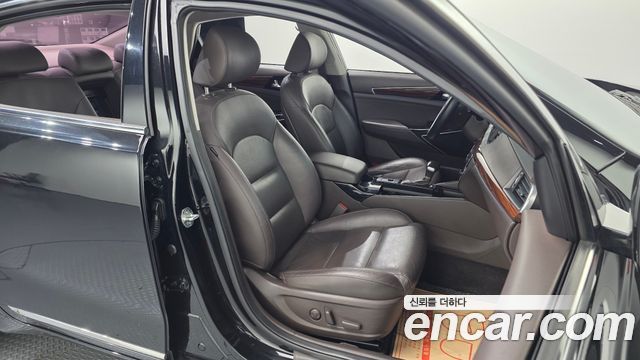 Kia K7 2017 — photo 16