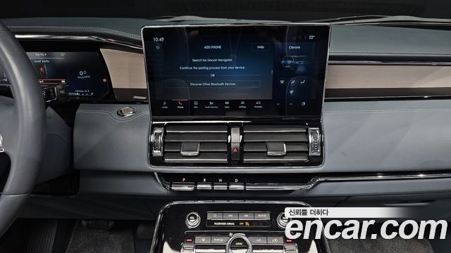 Lincoln Navigator 2022 — photo 20