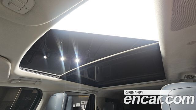 Lincoln Navigator 2022 — photo 25