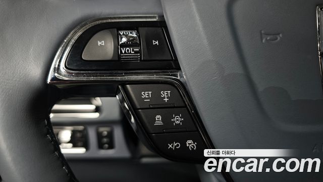 Lincoln Navigator 2022 — photo 40
