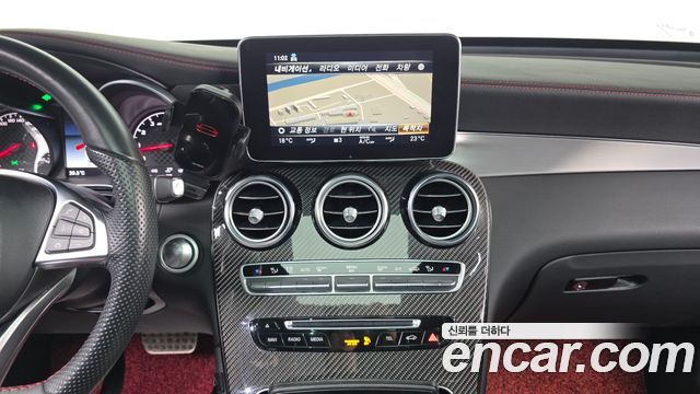 Mercedes-Benz GLC-Class 2018 — photo 19