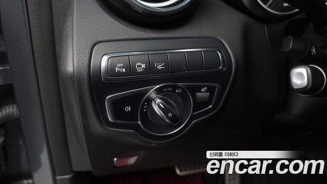 Mercedes-Benz GLC-Class 2018 — photo 24