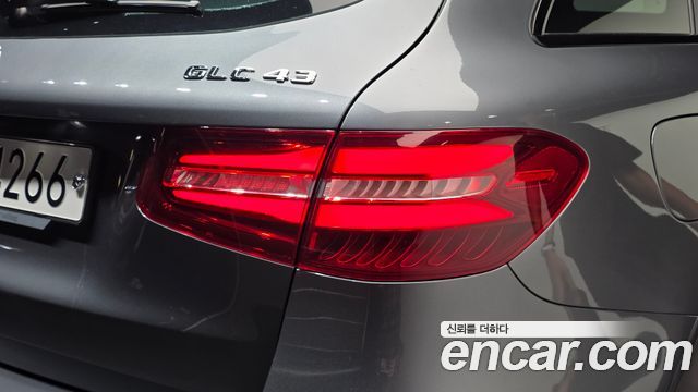 Mercedes-Benz GLC-Class 2018 — photo 9