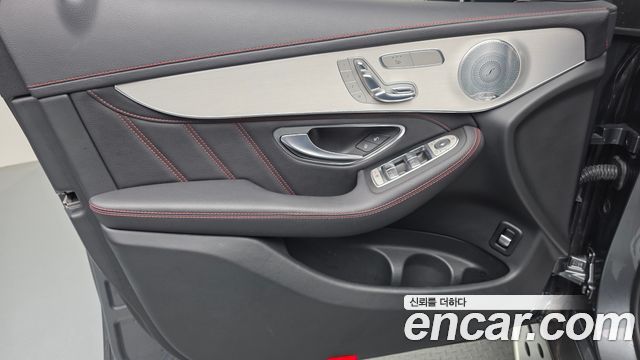 Mercedes-Benz GLC-Class 2018 — photo 14