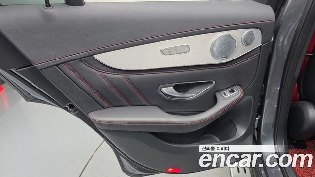 Mercedes-Benz GLC-Class 2018 — photo 15