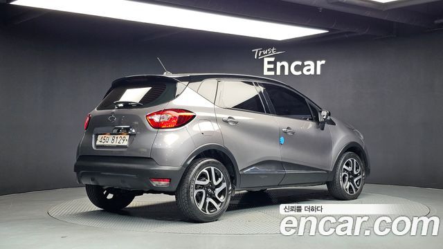 Renault Korea QM3 2017 — photo 2