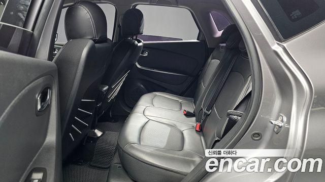 Renault Korea QM3 2017 — photo 16