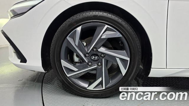 Hyundai AVANTE 2026 — photo 5