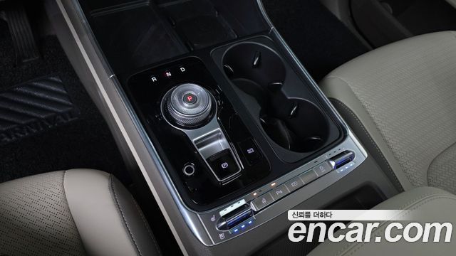 Kia Canival 2025 — photo 9