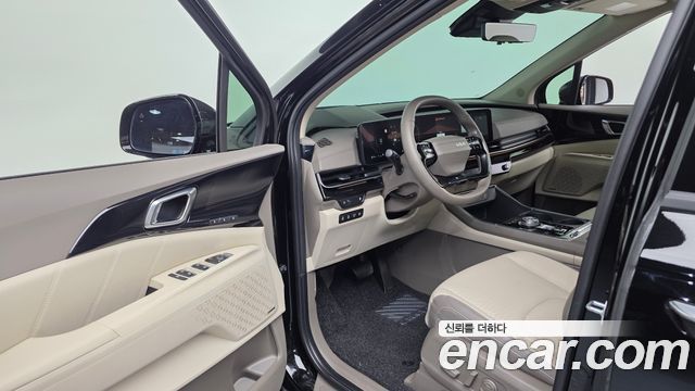 Kia Canival 2025 — photo 10