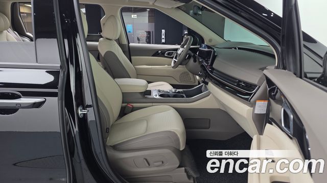 Kia Canival 2025 — photo 11