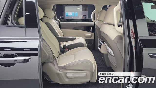 Kia Canival 2025 — photo 12