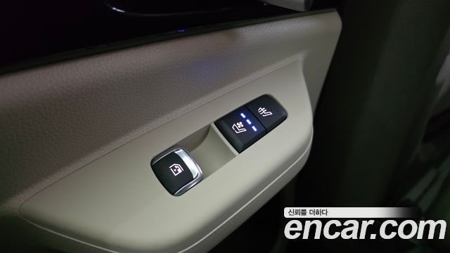 Kia Canival 2025 — photo 18