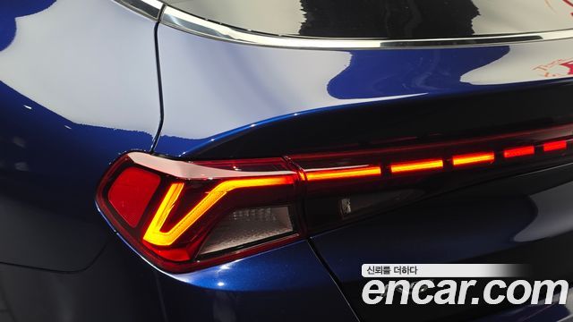 Kia K5 2020 — photo 9