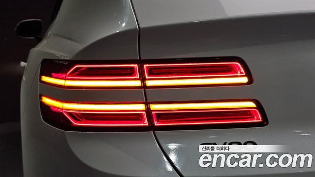 Genesis GV80 2024 — photo 9