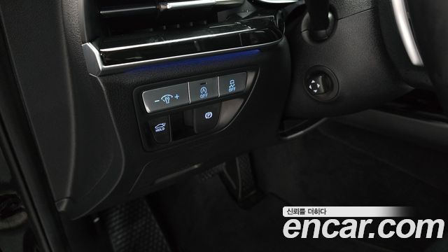 Genesis G80 2022 — photo 26