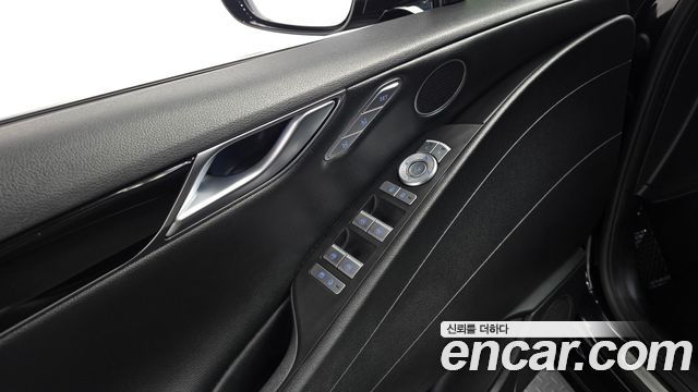 Genesis G80 2022 — photo 29