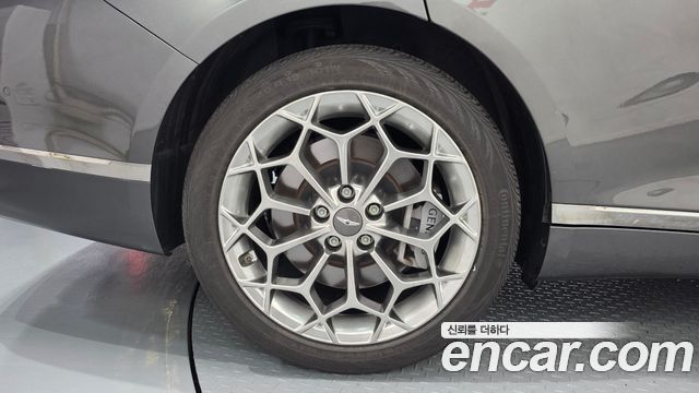 Genesis G80 2023 — photo 5