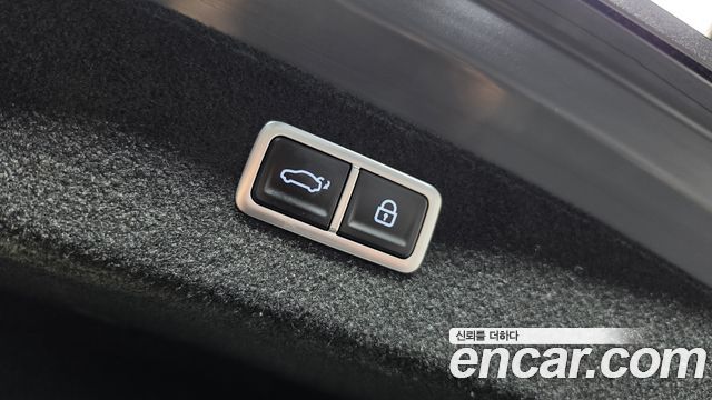 Genesis G80 2023 — photo 23
