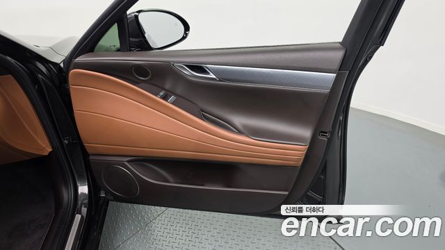 Genesis G80 2023 — photo 14