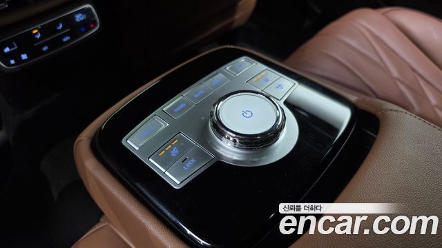 Genesis G80 2023 — photo 29