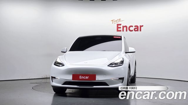 Tesla Model Y 2021 — photo 3