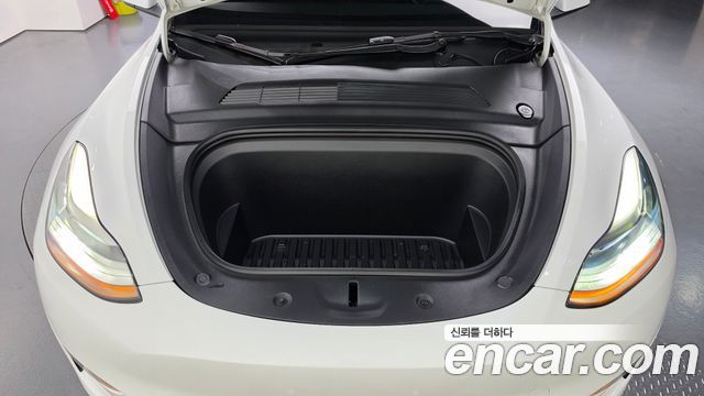 Tesla Model Y 2021 — photo 6
