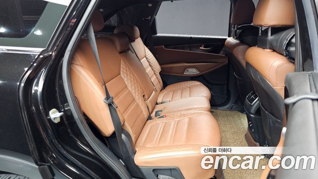 Kia Sorento 2019 — photo 12