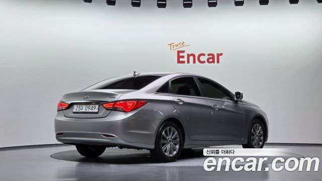 Hyundai Sonata 2013 — photo 2