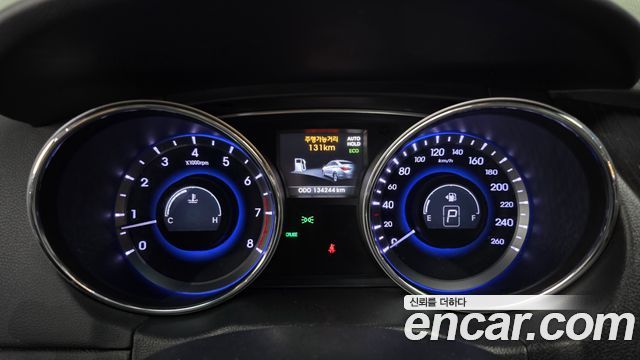 Hyundai Sonata 2013 — photo 11