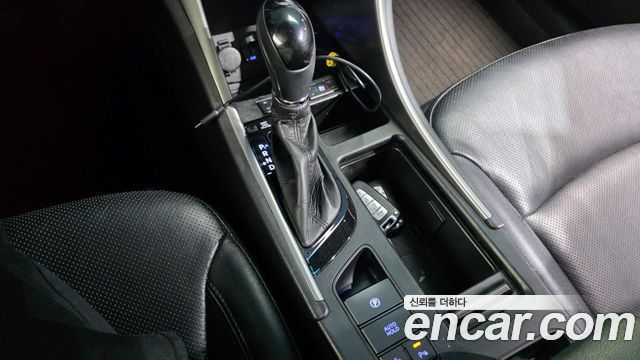Hyundai Sonata 2013 — photo 12