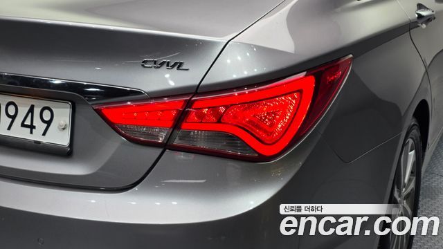 Hyundai Sonata 2013 — photo 9