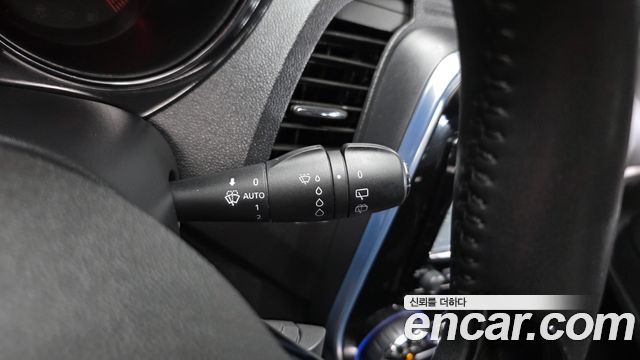 Renault Korea QM3 2017 — photo 17