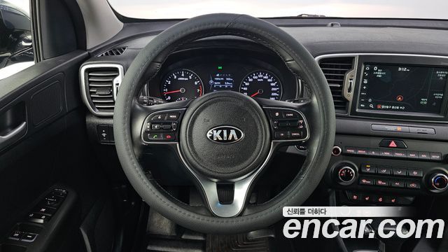 Kia Sportage 2018 — photo 19