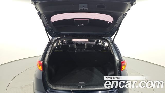 Kia Sportage 2018 — photo 32