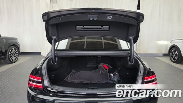 Genesis G80 2022 — photo 26