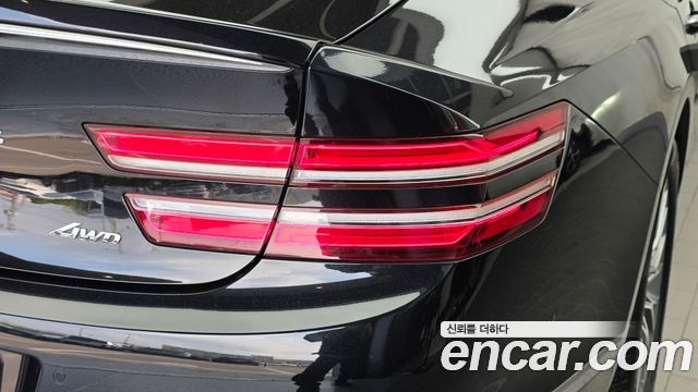 Genesis G80 2022 — photo 9