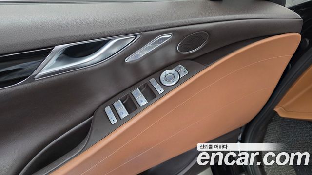 Genesis G80 2022 — photo 28