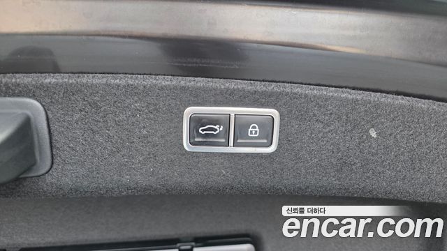 Genesis G80 2022 — photo 34
