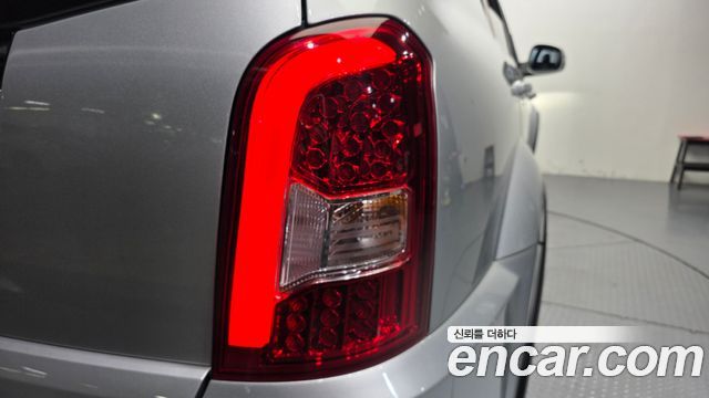 KG Mobility Rexton 2016 — photo 9