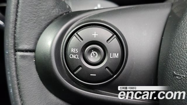 Mini Cooper 2021 — photo 18