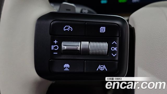 Hyundai Santafe 2025 — photo 23