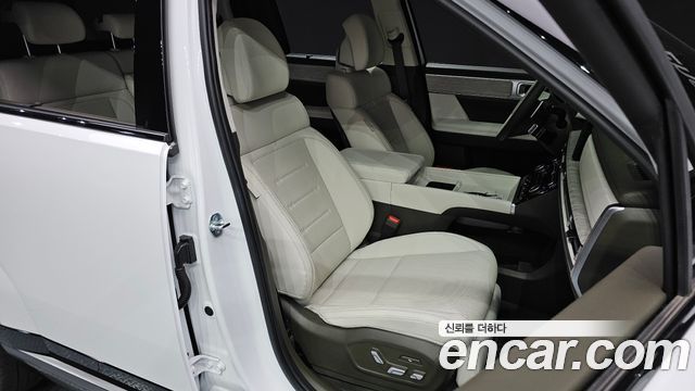 Hyundai Santafe 2025 — photo 16