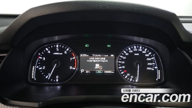 Kia K7 2020 — photo 11